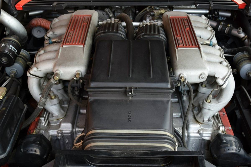 Illustration for article titled At $99,500, Is This 1986 Ferrari Testarossa a 'Grate' Deal?